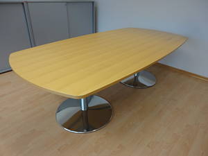 Büromöbeln aus Büroauflösung